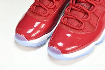 Hyperoad MENS RETRO“GYM 11 RED” AIR JORDAN 0827